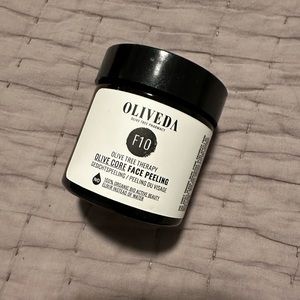 Oliveda olive core peeling